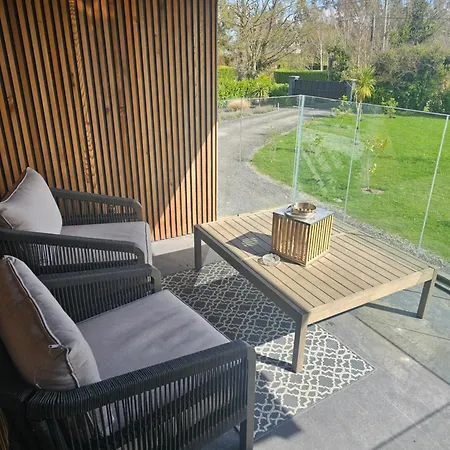 Contemporary Dublin With Hot Tub Lispapple Cross Roads