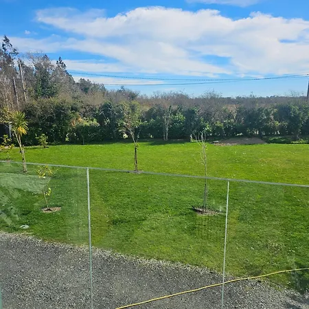 Contemporary Dublin With Hot Tub * Lispapple Cross Roads